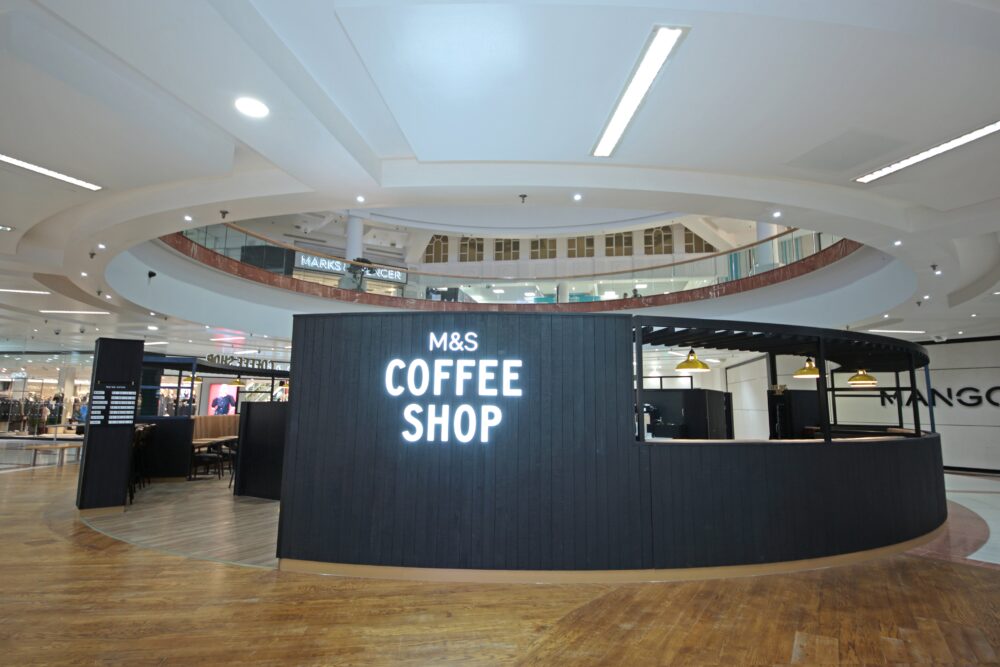 MerryHill 048 min